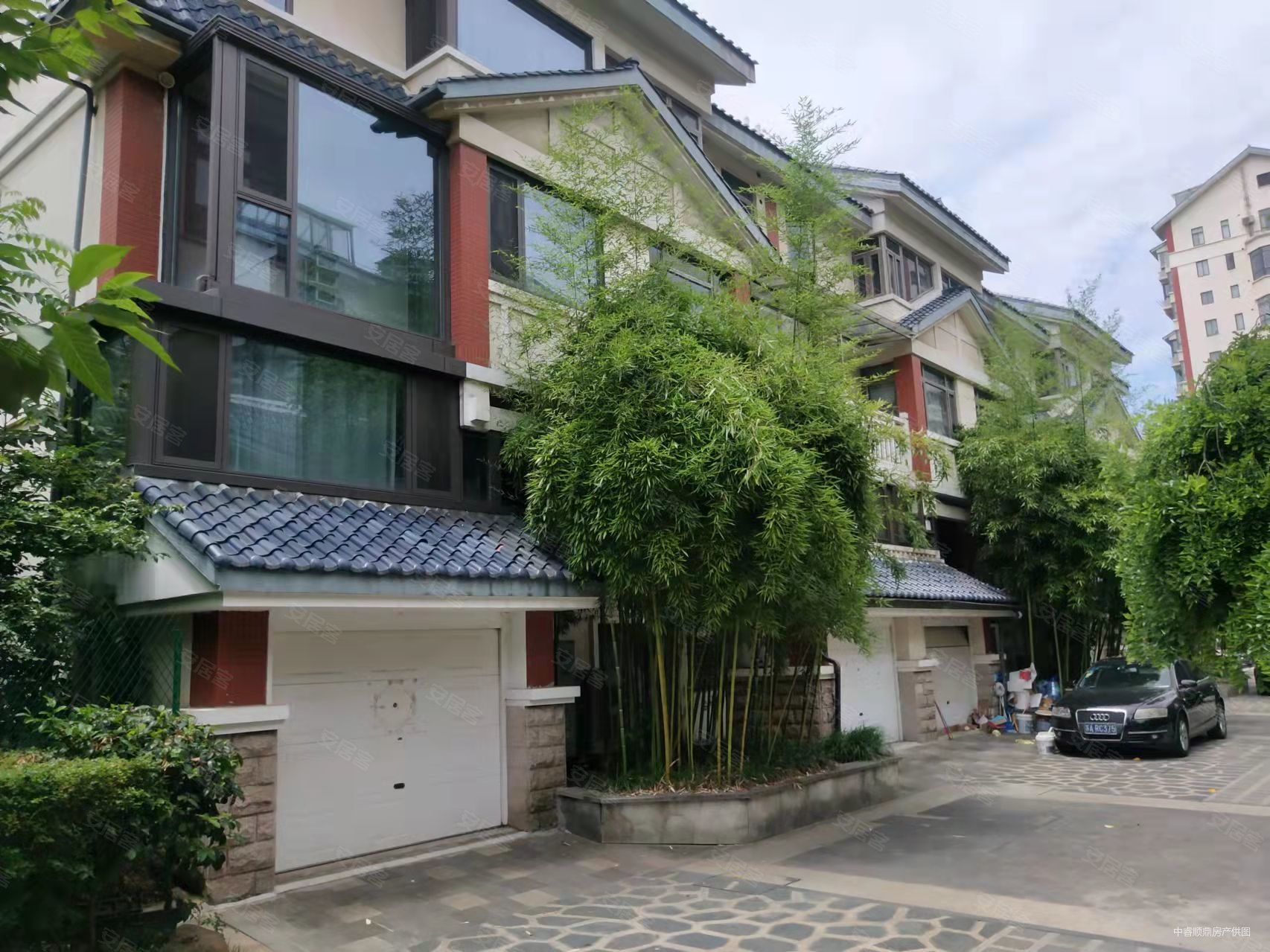 金基唐城(别墅)5室3厅5卫300㎡南北1350万