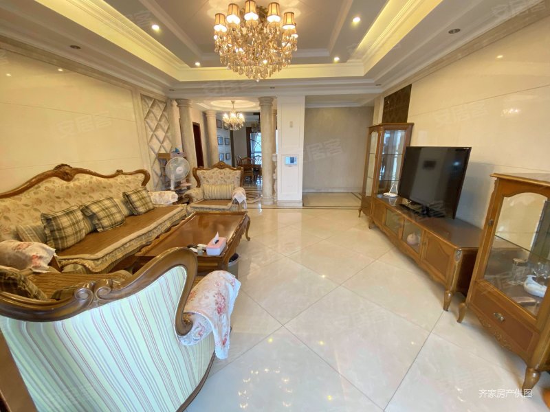 豪华精装高绿化有电梯医疗配套成熟商品房双卫格局