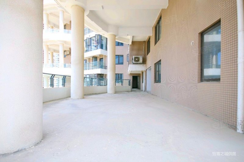 国博天墅老证超大阳台中低好楼层户型绝好房东急卖可少