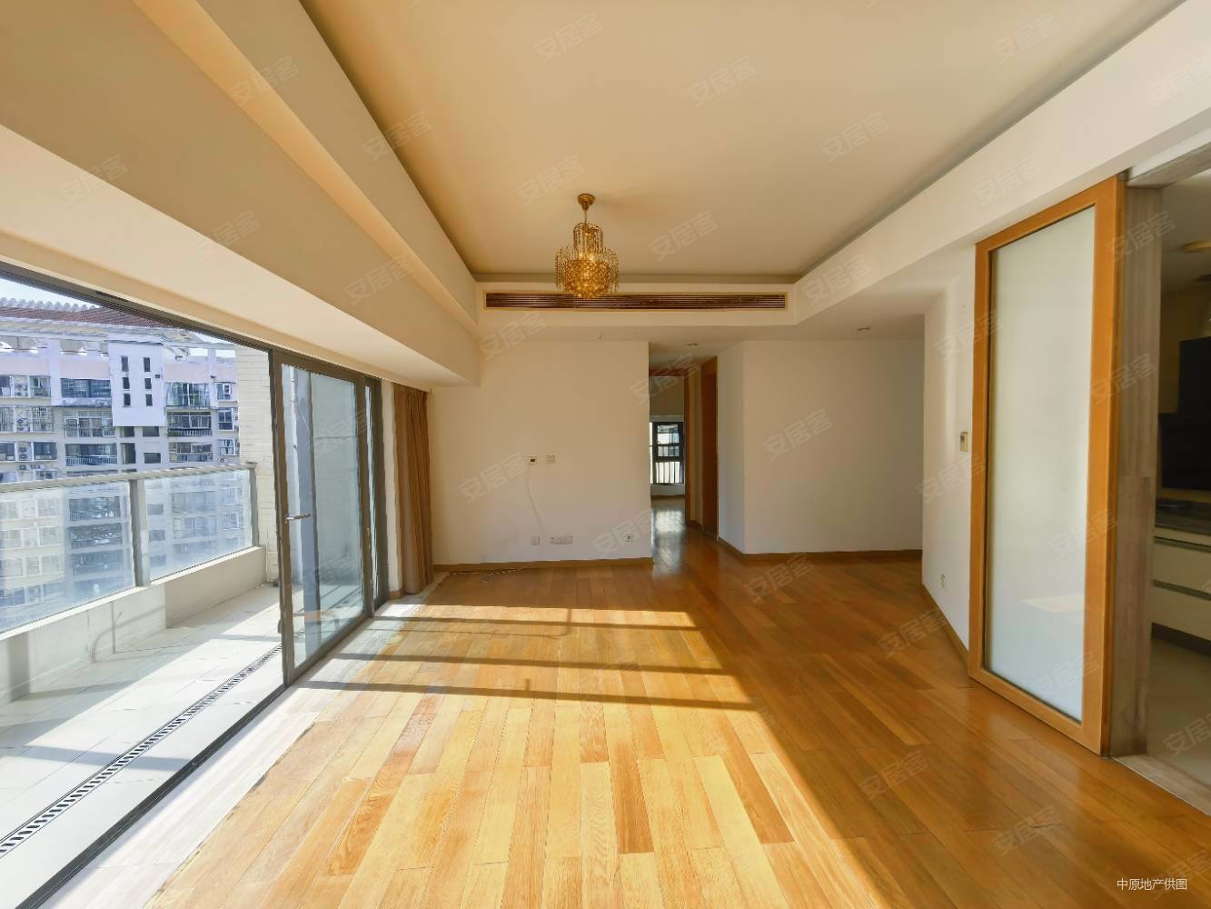 十五峯花园3室2厅2卫87.29㎡南760万