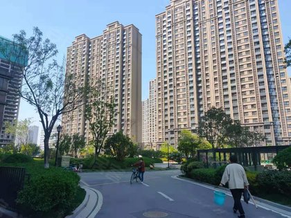 济南房产网>济南二手房>金科城>田英新解读金科城小区不足查看ta的