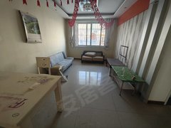 禹城城区禹城火车站群贤居东区步梯4楼，地暖，家具家电齐全，拎包入住，有热水器出租房源真实图片