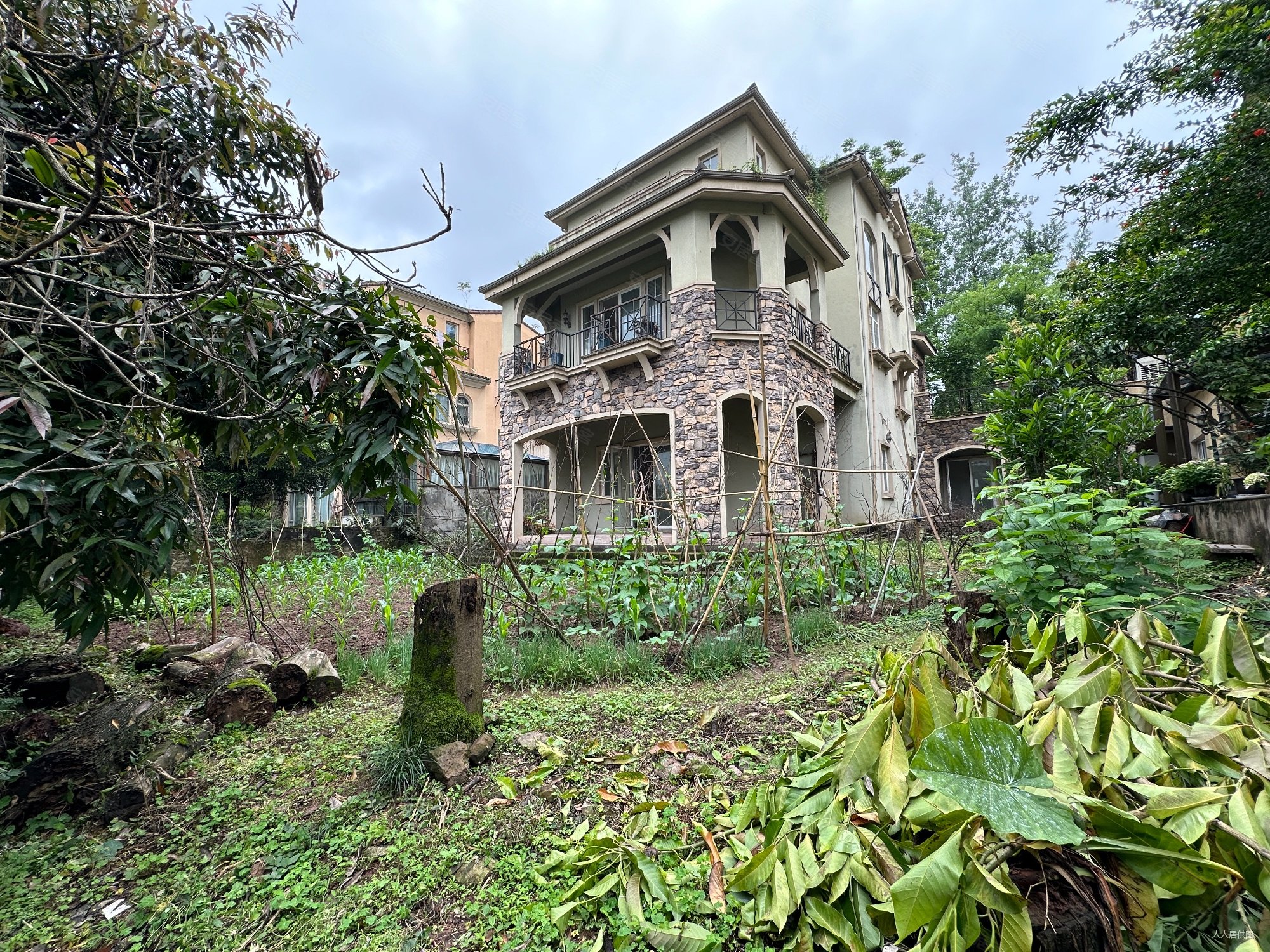 庆隆独栋柏翠庄,真实在售,庆隆南山高尔夫国际社区柏翠庄二手房,475万