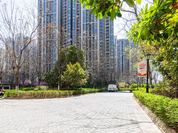 洛阳西工王城公园升龙广场(a区)朋友租房一定要联系我丨新都汇长申旁