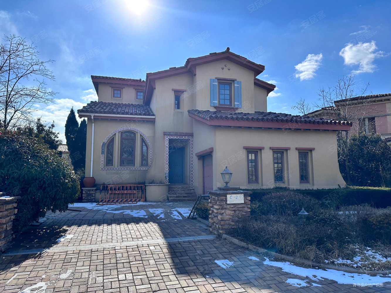 青岛房产网>青岛二手房>即墨二手房>蓝色硅谷二手房>依泉美庐(别墅)>