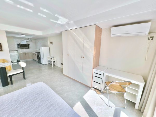 徐州云龙万达广场云龙华府(商住楼)自己的房子 云龙万达广场 云龙华府 绿地城市广场 月付出租房源真实图片