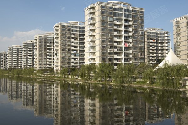 经纬阳光水岸家园