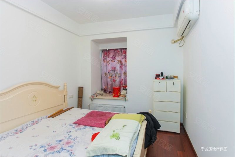 纽宾凯公园里 二环内,纽宾凯公园里二手房,198万,3室2厅,2卫,135.