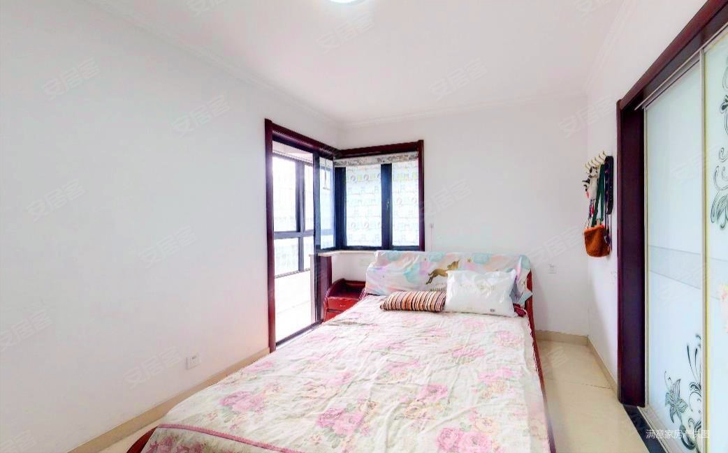 锦绣大地城(一期)3室2厅1卫115.8㎡南北135万