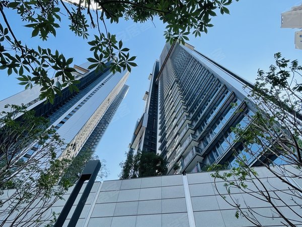 深圳南山大冲华润城润玺(一期)本人手上有润玺200套房源出租 此房看