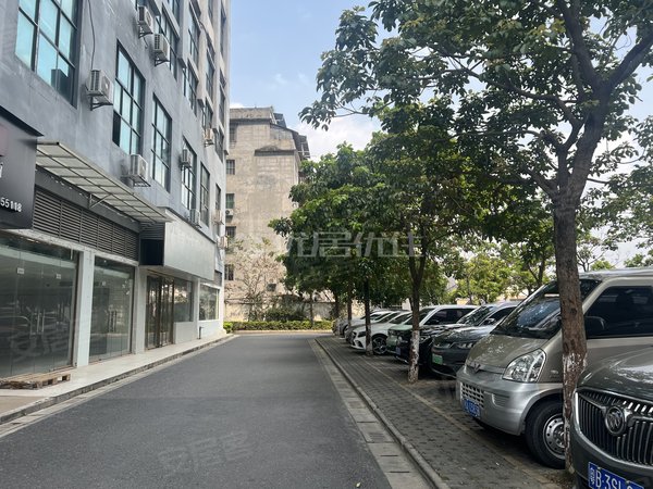 南宁江南星光大道天元国际价格可谈,素质房东好说话出租房源真实图片