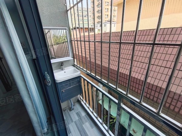 深圳宝安石岩创维创新谷创维创新谷 精装温馨公寓 免中介 可停车 可短