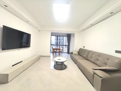 巴中巴州白云台一万三 白云台 凯悦名城 山海龙岛 廊桥 电梯三室 拎包入住出租房源真实图片