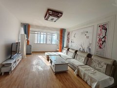 郓城郓城城区郓城市区出租金河一号四室两厅两卫家具家电齐全拎包入住随时看房出租房源真实图片