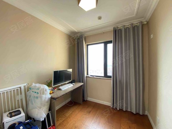 【多图】青特小镇e区,白云山公园租房,青特小镇e区 3室2厅2卫 电梯房