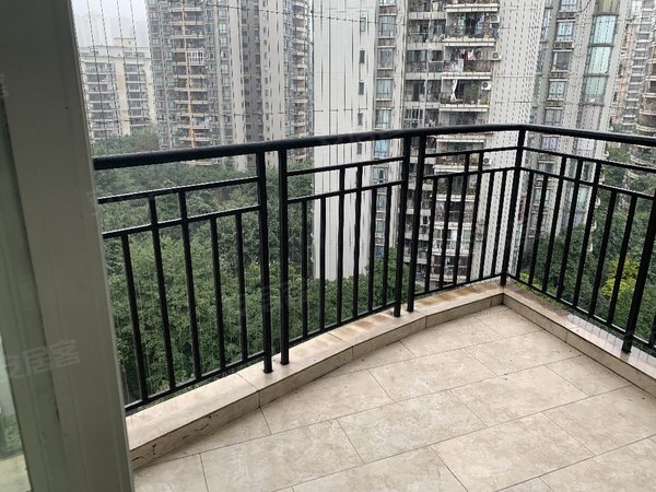 重庆南岸回龙湾回龙湾小区南岸区 回龙湾小区 二房 1700元月出租房源