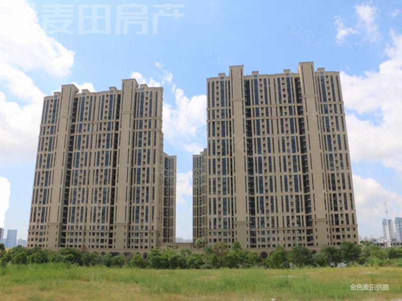 五缘湾,国贸新天地,朝南2房带阳台,满两年,2016年小区