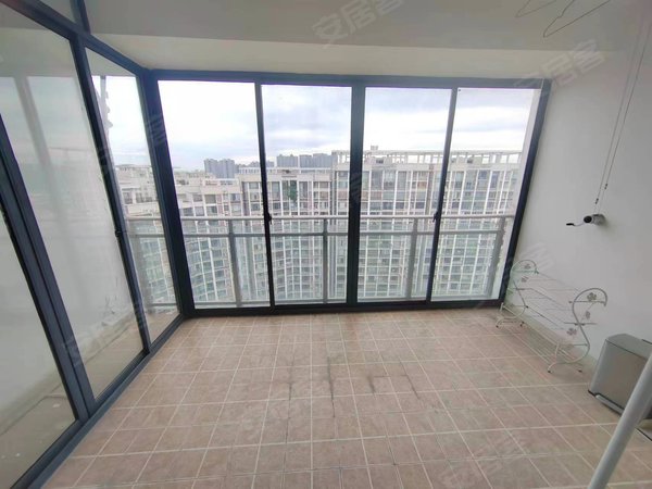 金河国际华庭精装2房 近地铁 红唐 淮海街 龙湖 随时看房