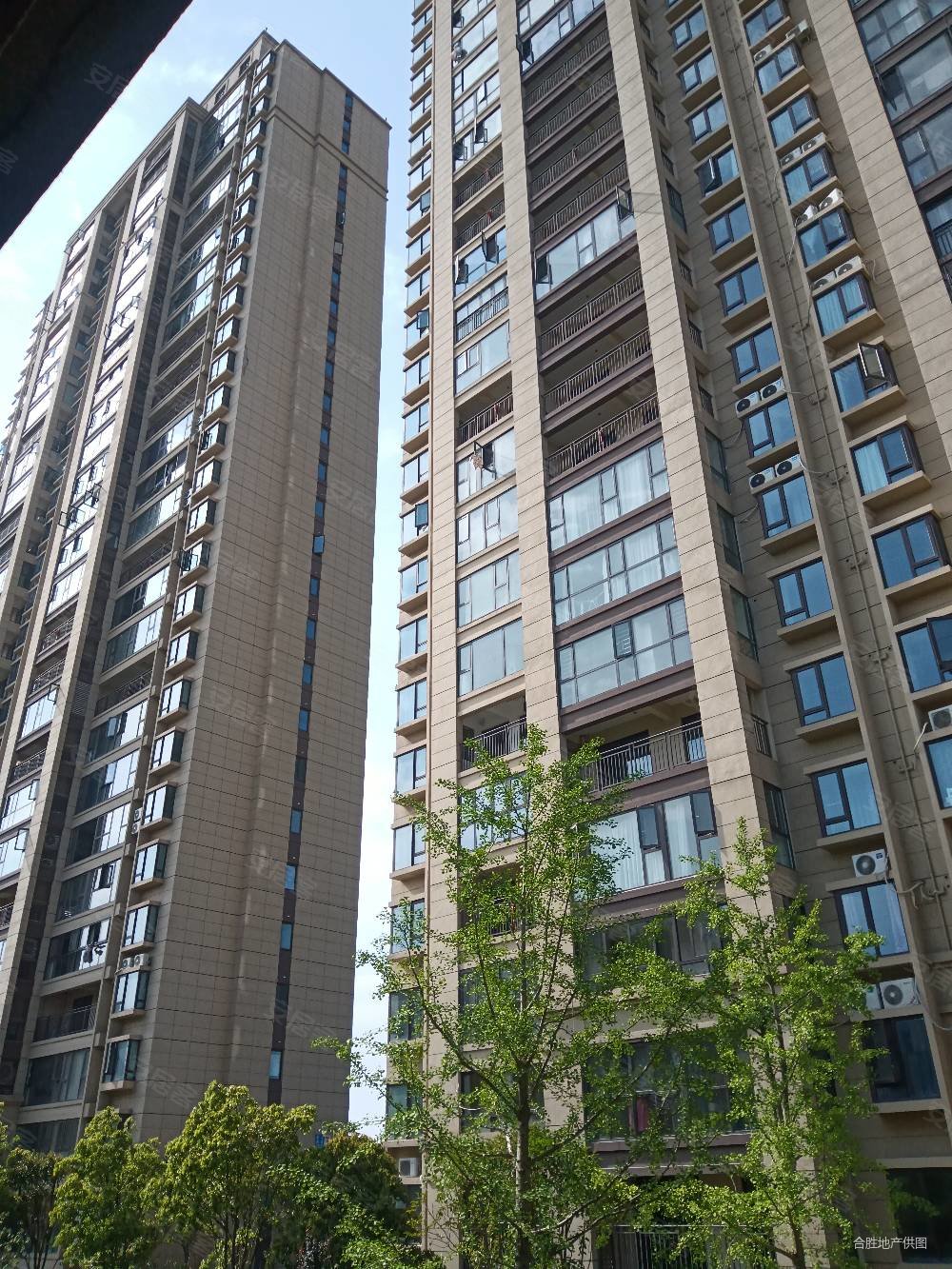 奥园誉山湖(西区誉山湖居)3室2厅1卫88.82㎡南102万