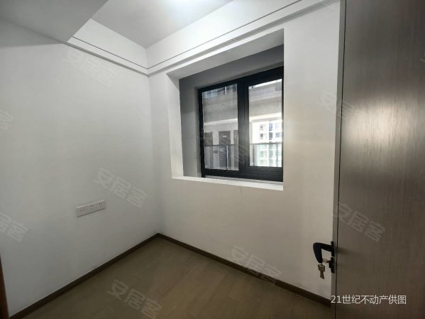 金澜云邸3室2厅2卫89㎡南165万