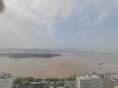 八仙小区 三室两卫 精装拎包入住 密码江景  南北通阳光好