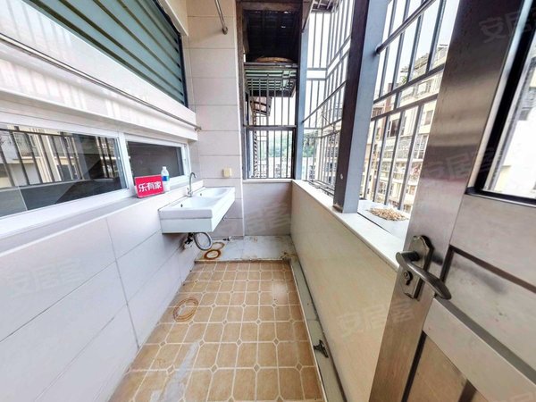 深圳龙岗平湖威凤山庄龙岗平湖 威凤大户型 精装9房