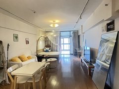 重庆南岸南滨路南滨路 喜来登 大面积 密码锁 原木风出租房源真实图片