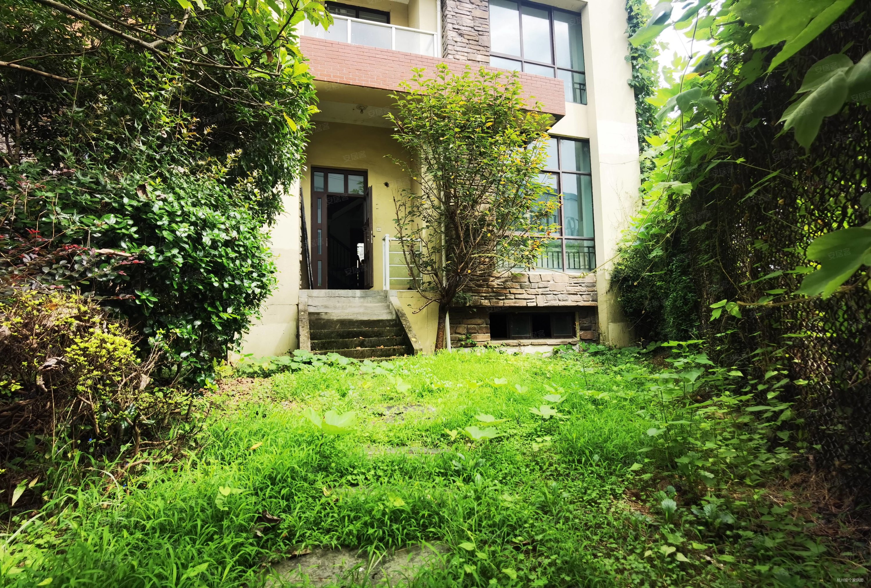 三江鸣翠蓝湾(别墅)4室2厅2卫220㎡南510万