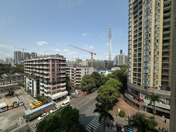 广州海珠赤岗泓景花园a区必看好房 业主可以配家私 望广州塔 精装修大