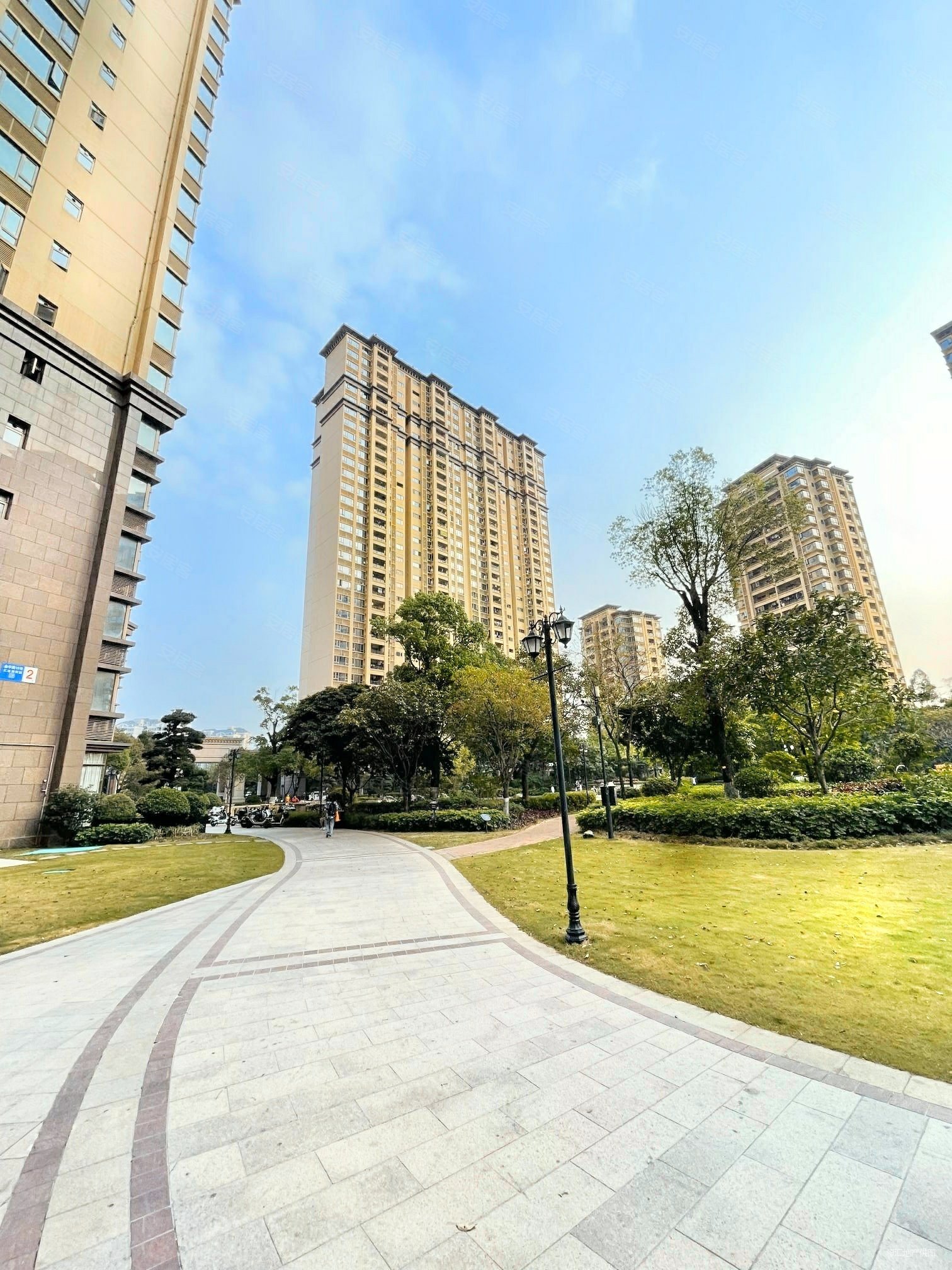 东莞房产网>东莞二手房>南城二手房>宏远二手房>汇龙湾小区>