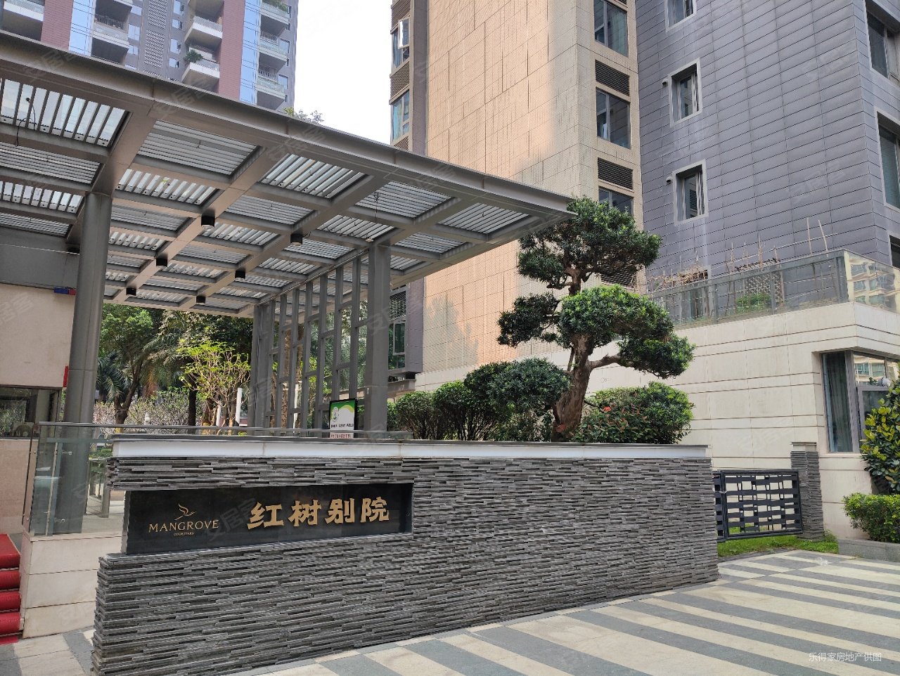 5高新园站红树别院 精装双层复式5房通透双阳台 满5为1