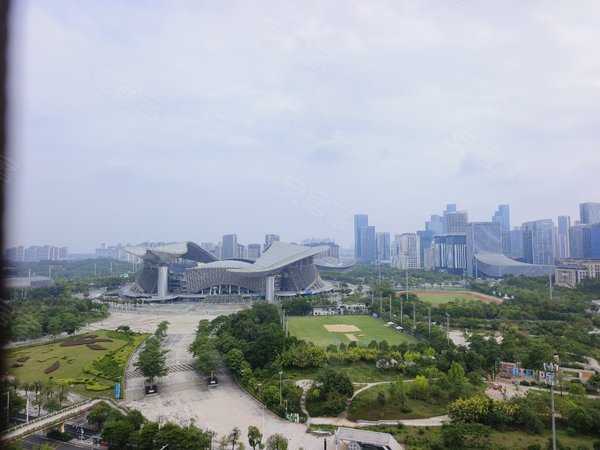 【多图】彰泰城a区,五象大道租房,急租,押一付一,带车位三房,家具家电