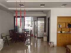 宜春宜丰宜丰城区二中六小3楼。大三房两厅家具家电齐全,拎包入住,带杂物间可充出租房源真实图片