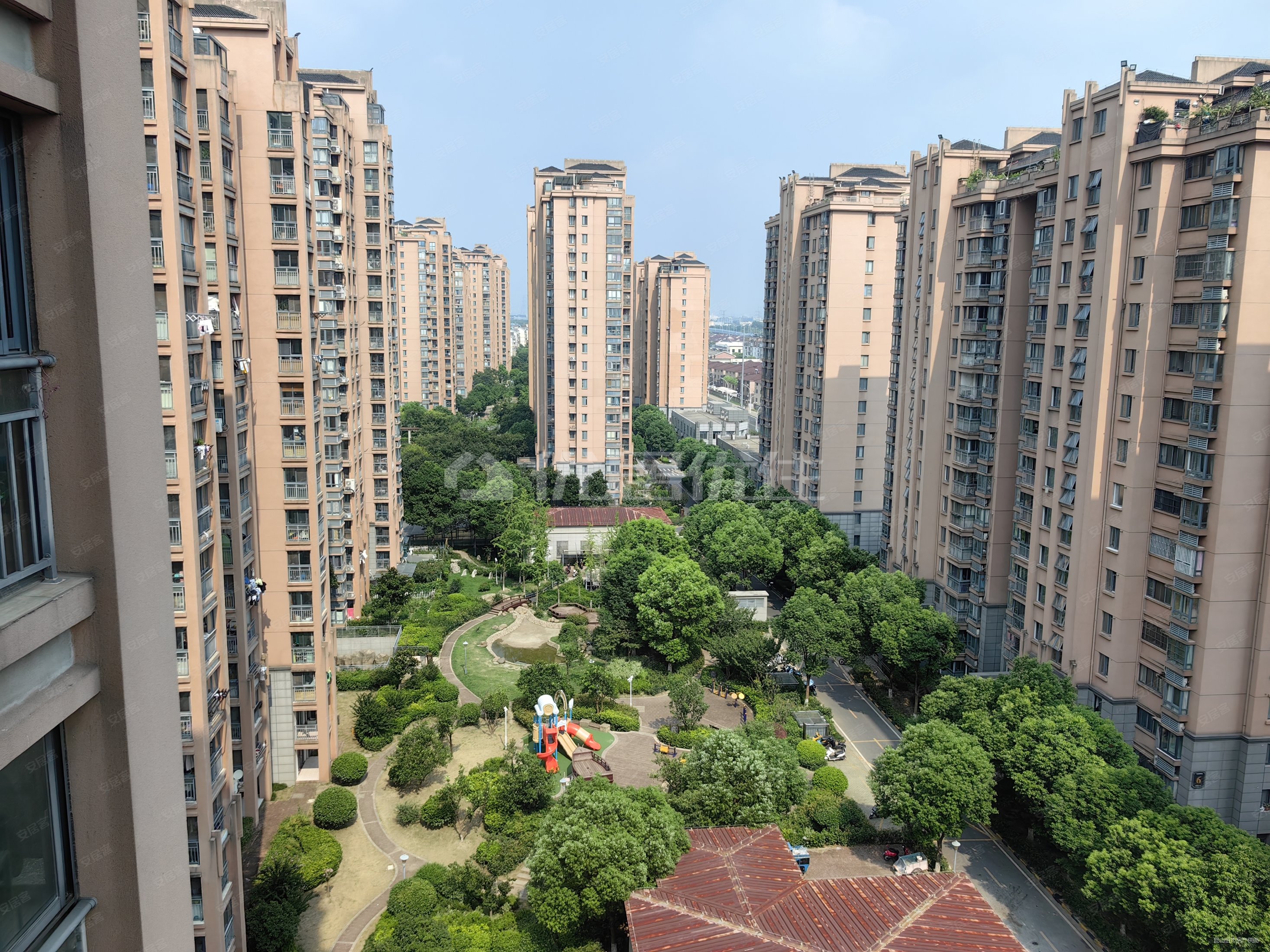 摩卡小镇3居室南北通透楼层好