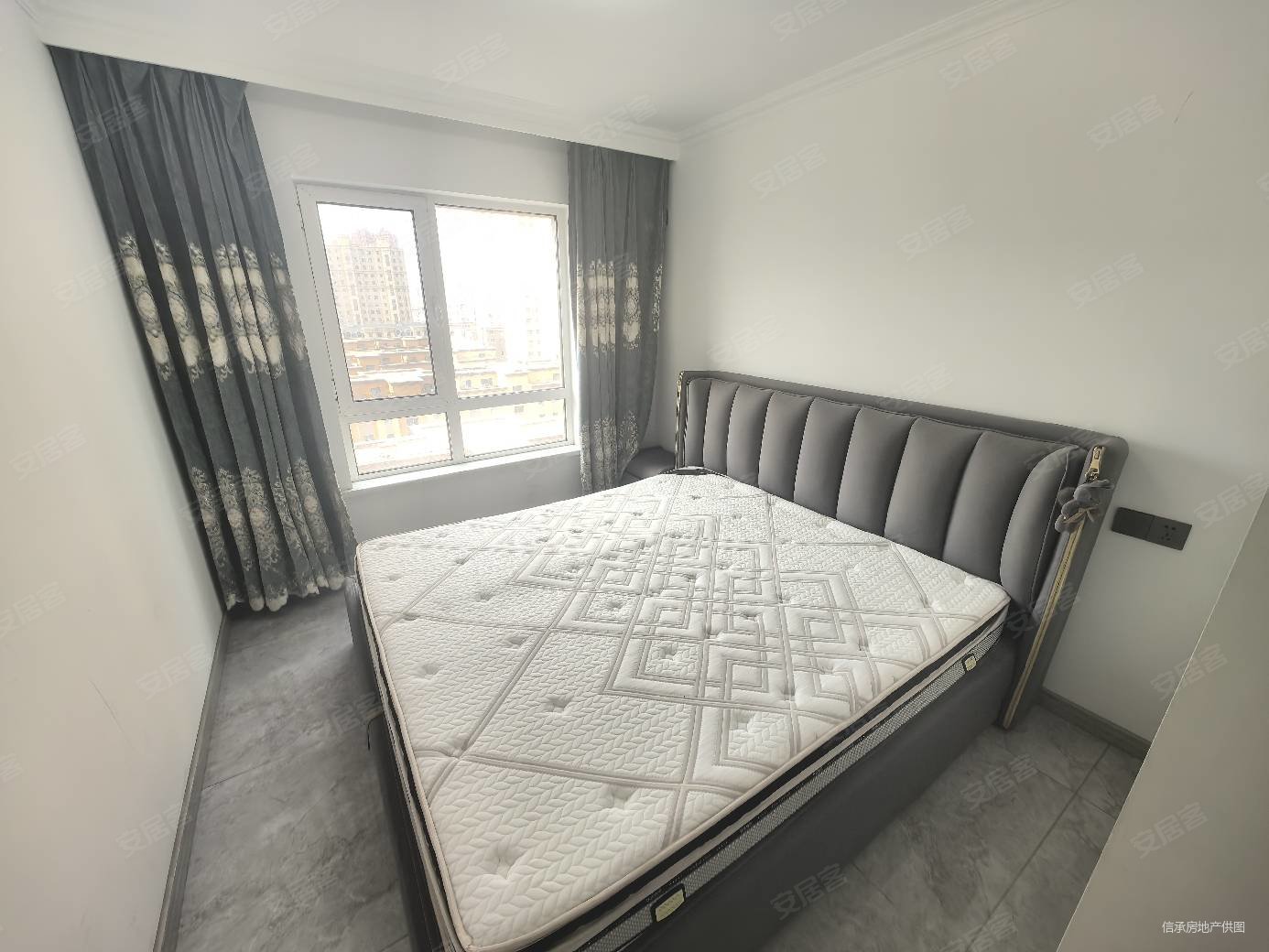 中央一品2室2厅1卫73.39㎡南北32.5万