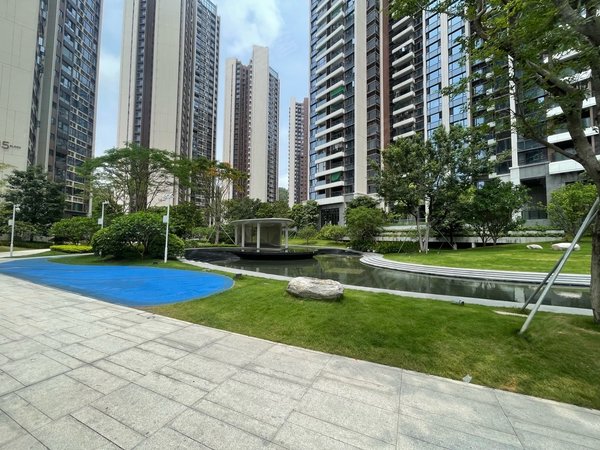 深圳宝安流塘尖岗山壹号花园尖岗山壹号花园,全新小区,舒适安静,免