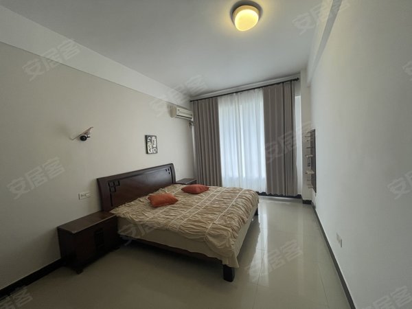 玉林玉州玉州周边金都花园万达附近,金都花园,精装一房,干净整洁,配套