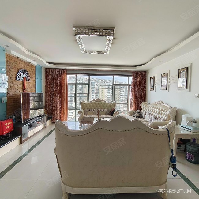 明厨明卫)银海雅苑!精装4房2厅2卫