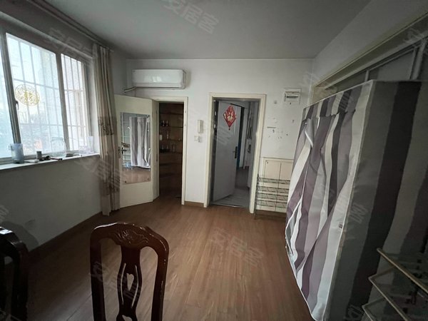 【多图】东湾小区,华泾租房,东湾小区 2室1厅1卫 57平 配套齐全 南北