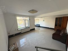 沈阳于洪荷兰村沈阳第一邨 实际使用面积300平 可办工自住 看房方便出租房源真实图片