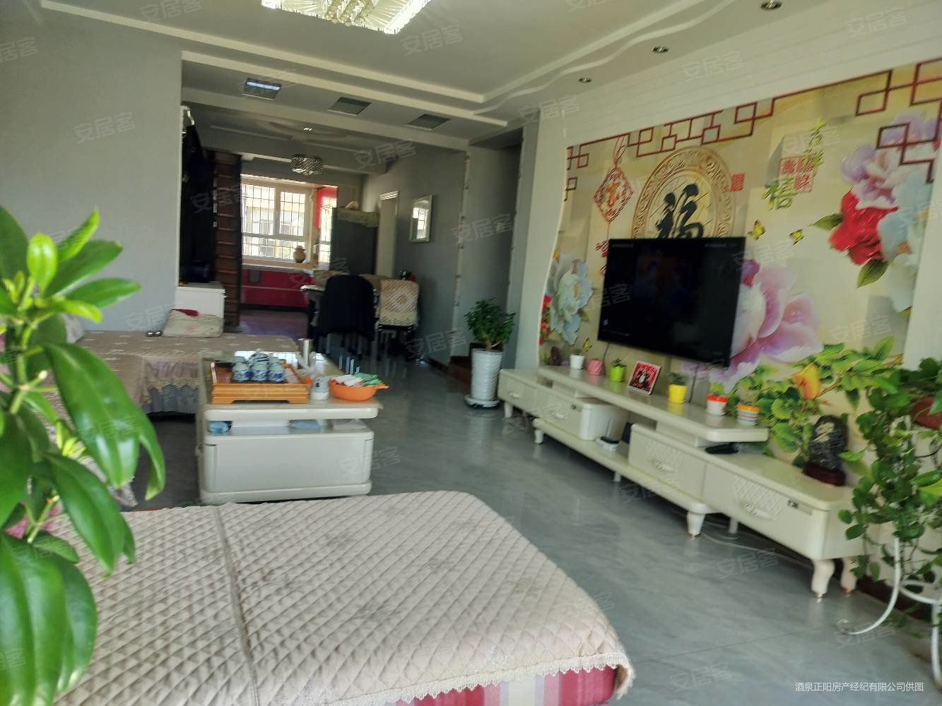 世博花园140平四室两厅两卫带30平阁楼568万可优可按揭