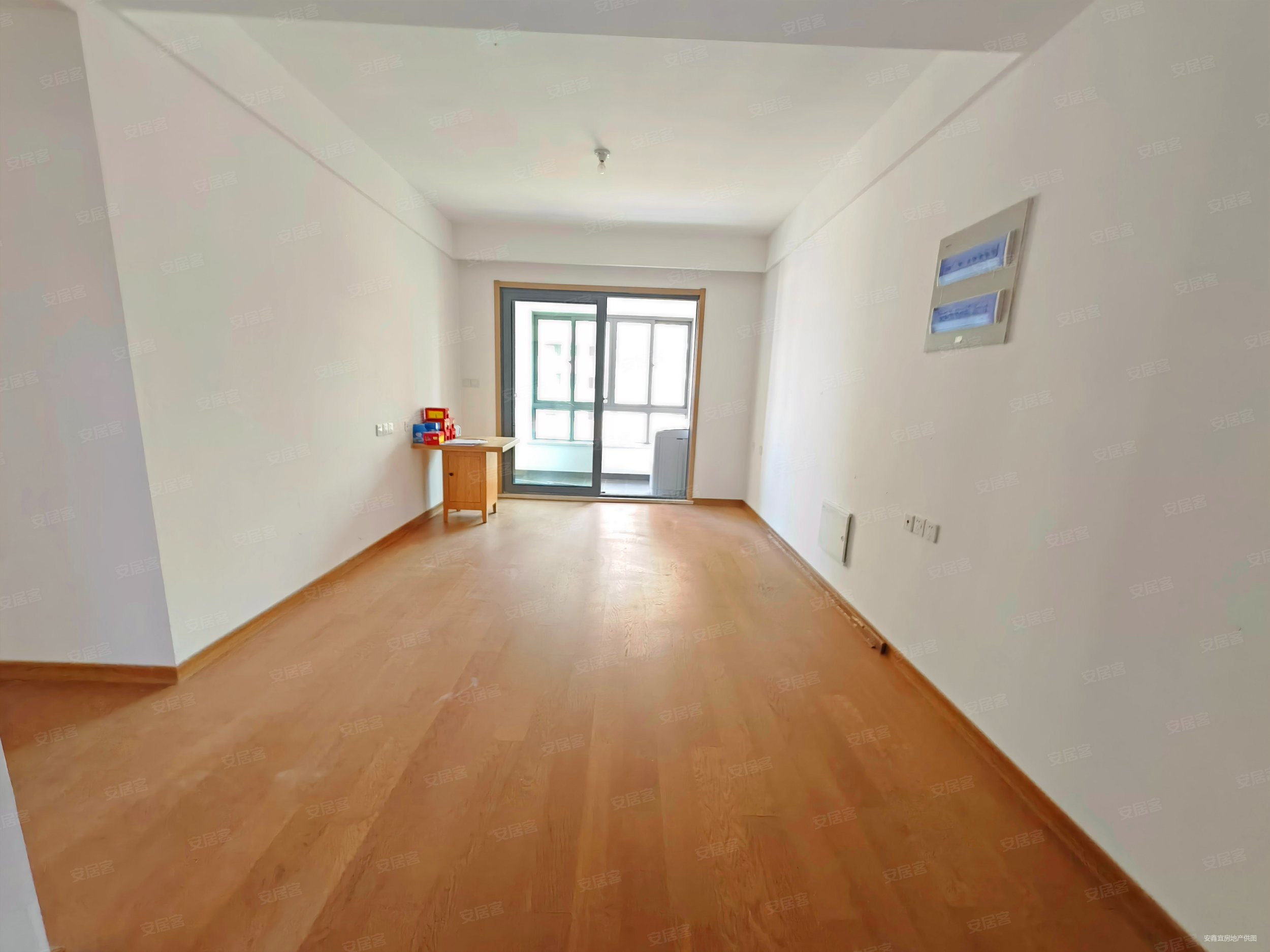 中南君悦府 南北通透 次新房 刚需小三居 医疗配套成熟