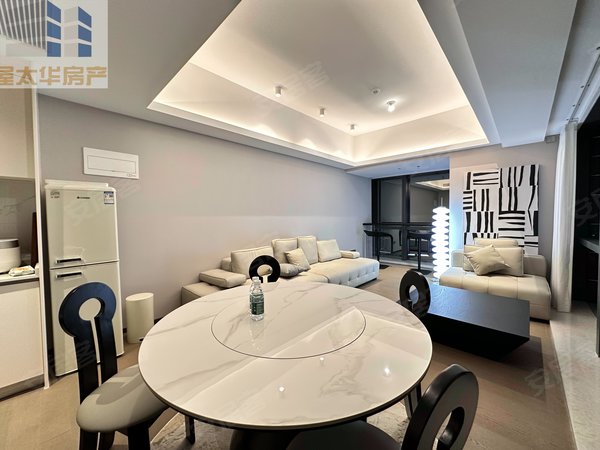 苏州工业园湖东中海星湖ONE实拍 星湖ONE 湖景大1居 全新未住人 定制家具有车位!!出租房源真实图片