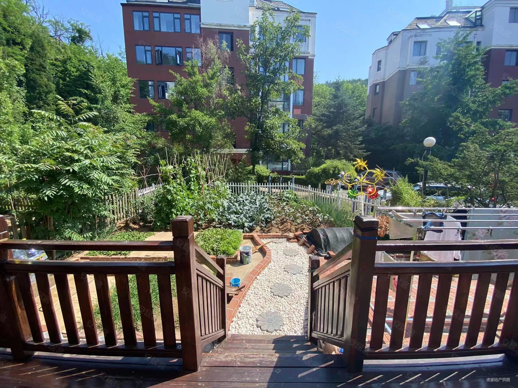 青云林海近医院满五低密度社区正规商品房正南朝向