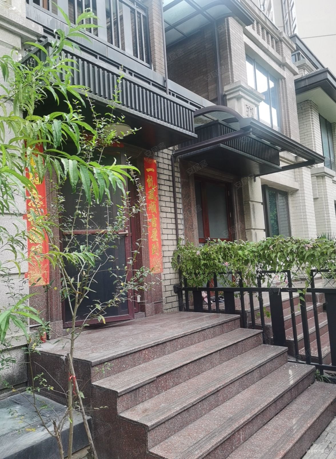 中海誉城(别墅)6室3厅5卫343㎡南北1330万