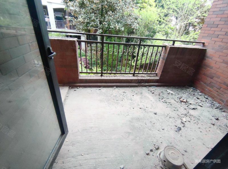 门口50米轻轨站,联排别墅仅售188万,带车位,全采光地下室,融城华府