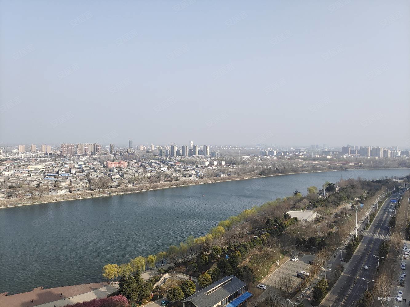 星河湾二期沭河景观房东边边户好楼层户型方正153平150万