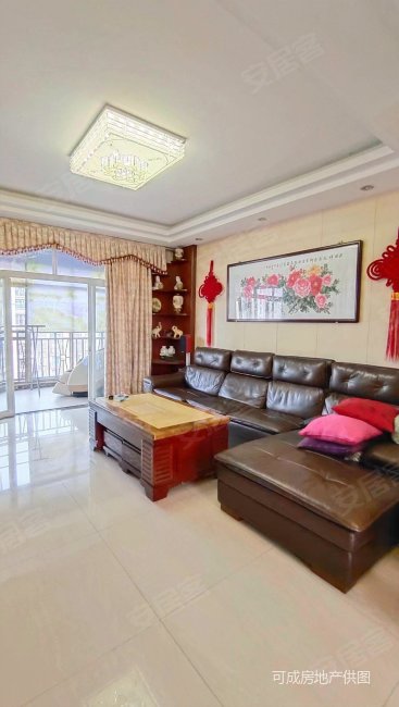 大润发商圈 福泰华庭 豪装送全屋家私家电 交通便利 电梯房