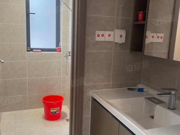 河源东源东源城区龙光玖云台多套龙光玖云台三房两卫1000起出租房源真实图片