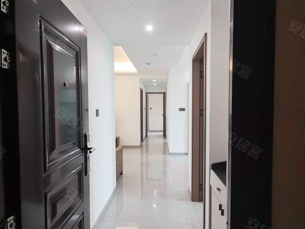海口秀英秀英大道恩祥新城万达商圈 恩祥新城 北大华府A区 豪华装修 4房 家电齐全出租房源真实图片